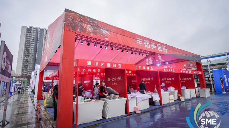 标识牌螺丝松动紧固方法