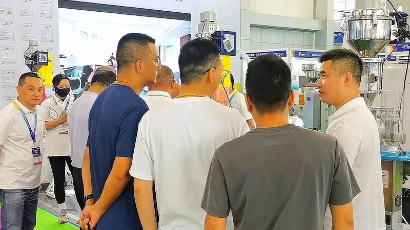 广告设计常用参数解析：揭秘展台搭建的“密码”**