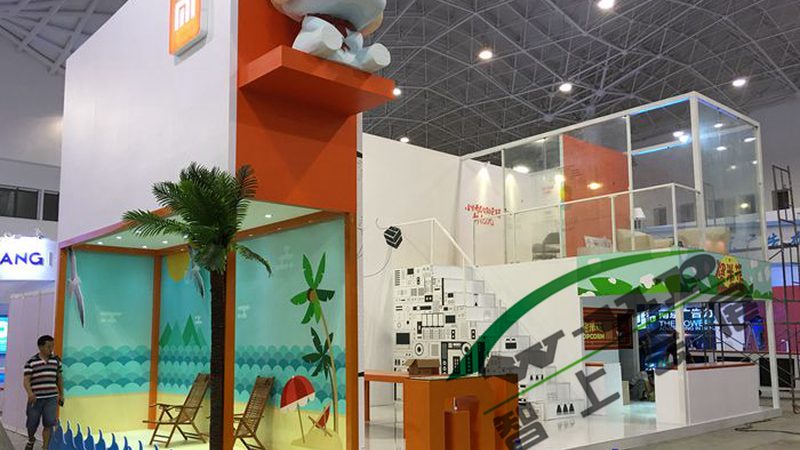 成都易拉宝设计：尺寸定制背后的关键因素**